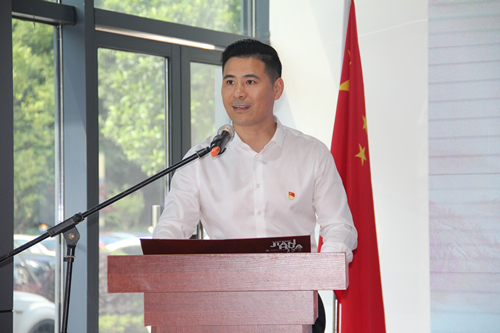 20190528黨建  引領(lǐng)文創(chuàng)新風(fēng)尚——“上塘黨建紅盟匯”杭州建華文創(chuàng)集團(tuán)專(zhuān)場(chǎng)主題活動(dòng)圓滿(mǎn)落幕 (3).jpg